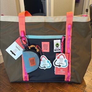 Topo Mountain Utility Tote Bag - New with Tags